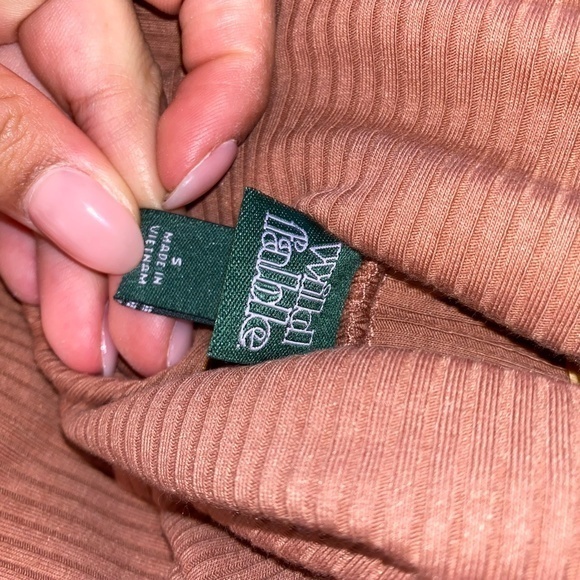 brown body con‎ turtleneck dress - Picture 3 of 3